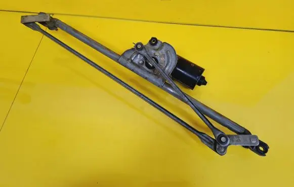 Opel Omega A Front wiper linkage 