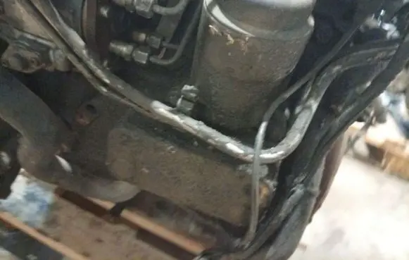 Opel Zafira A Oil filter cover