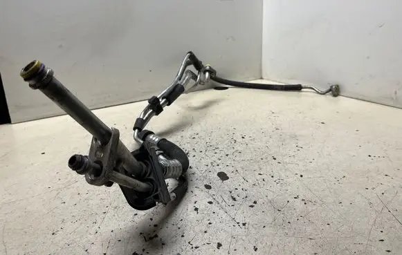Air conditioning (A/C) pipe/hose