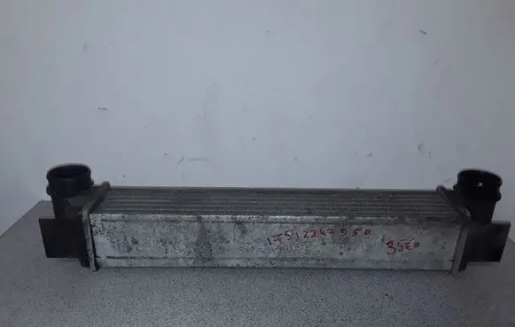 BMW 5 E39 Intercooler radiator 17512247359