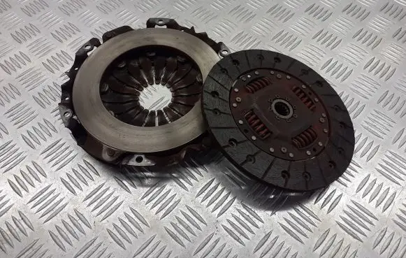 Opel Corsa D Pressure plate 