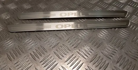 Opel Insignia A Front sill trim cover 13272117