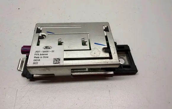 Ford Mustang VI Sound amplifier 03910403 JR3T19K351