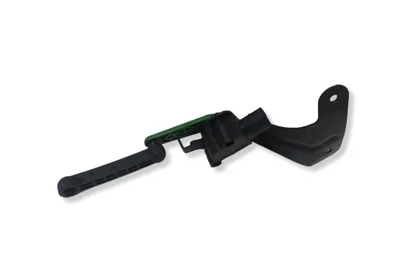 Volkswagen Passat Alltrack Rear air suspension level height sensor 5Q0907503