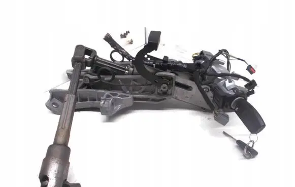 Steering wheel axle set