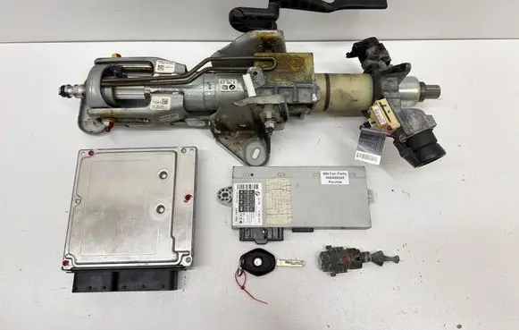BMW 5 E60 E61 Engine ECU kit and lock set 6960978 5WK47995 2911ACAS2