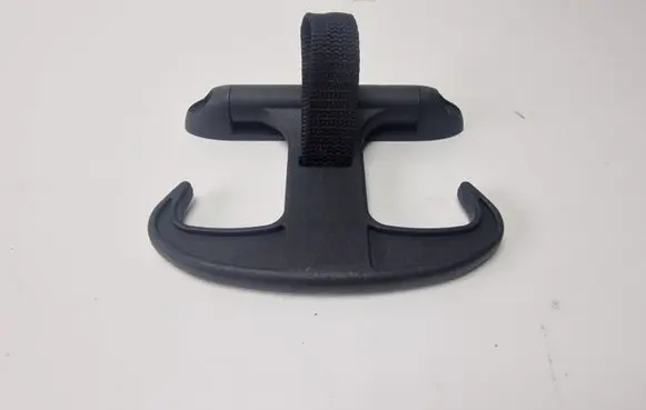 Audi A8 S8 D3 4E Tie down hook / loop 6Y5867615 6Y5867615QTC