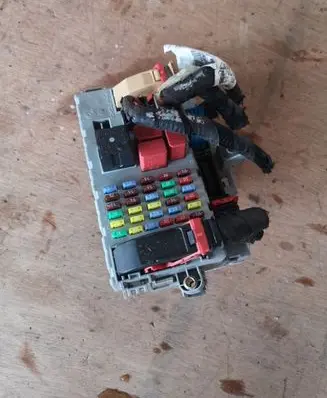 Alfa Romeo 159 Fuse module 406626