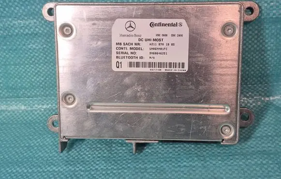 Mercedes-Benz ML W164 Bluetooth control unit module A2118701885 UH06MM01FC DM60646251