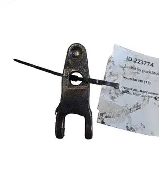 Hyundai i40 Fuel Injector clamp holder 