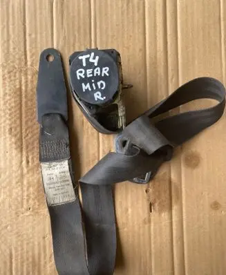 Volkswagen Transporter - Caravelle T4 Rear seatbelt 729857815