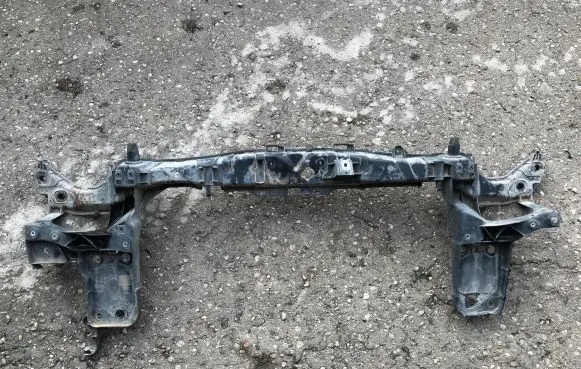 Renault Kangoo II Top upper radiator support slam panel 8200393685