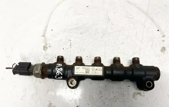 Citroen C3 Picasso Fuel main line pipe 9654590 8654592680