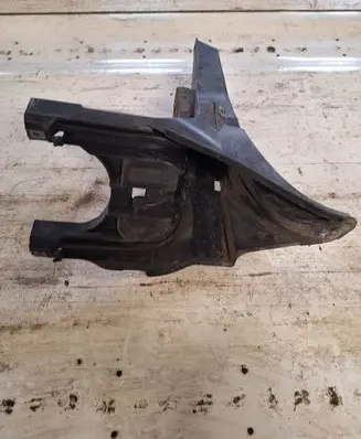 BMW X5 E70 Headlight/headlamp mounting bracket