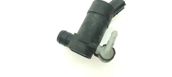 Ford Mondeo MK IV Windscreen/windshield washer pump 1S7117K624FE T655C