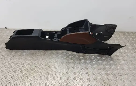 Audi A3 S3 8V Center console 8V1863241