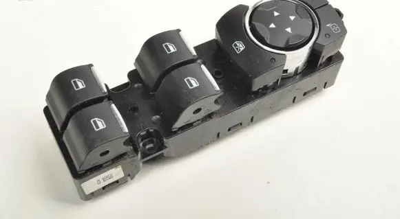 Ford Fusion II Quarter vent window switch DG9T14540ACW