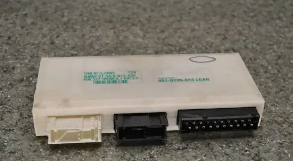 BMW 5 E39 Comfort/convenience module 61.35-6913520 601-0729014