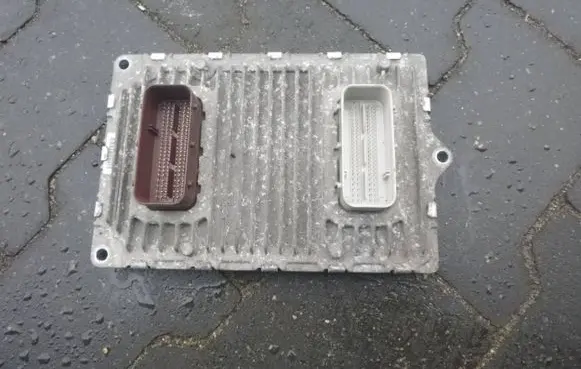 Chrysler Town & Country V Engine control unit/module P05150724AC 2841462003300 T02S11024ZAAXK