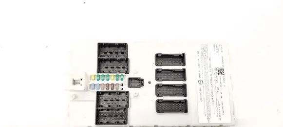 BMW 2 F45 Central body control module 9364642