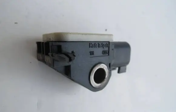 Volvo V70 Airbag deployment crash/impact sensor 31264396