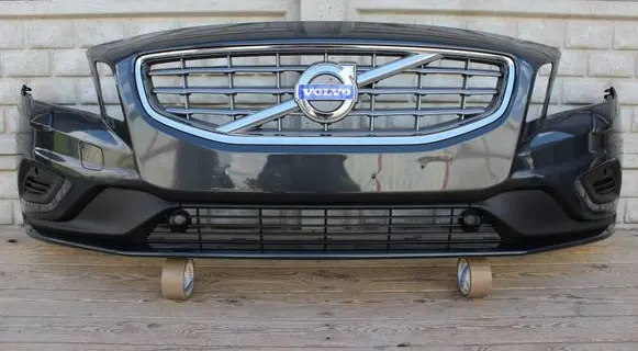 Volvo V60 Front bumper 31290975