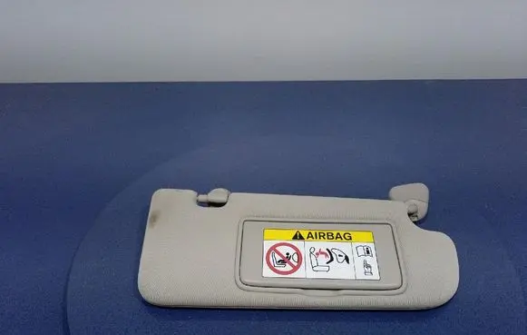 Infiniti Q50 Sun visor 