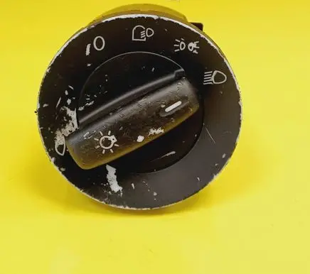 Light switch