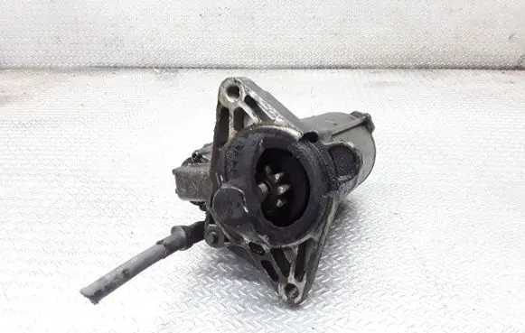 Renault Laguna III Starter motor 8200568535D TS22E8