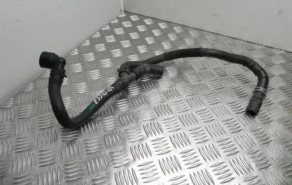 Engine coolant pipe/hose