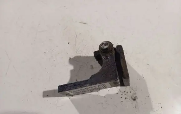 Fiat Stilo Rear door lower hinge