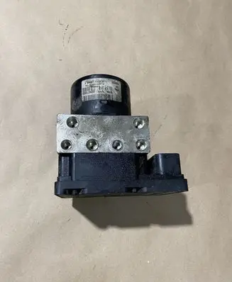 Volvo V70 ABS Pump