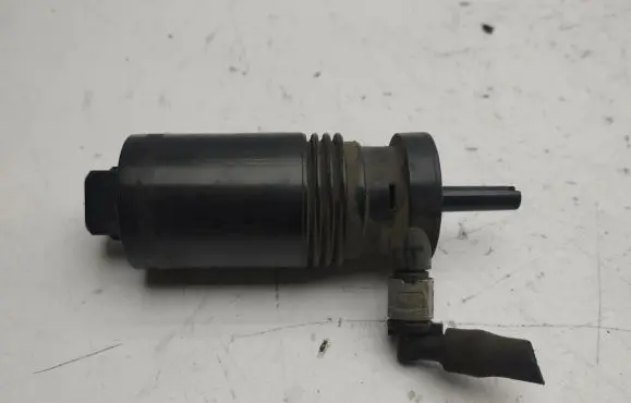 Volvo XC60 Windscreen/windshield washer pump 1020369