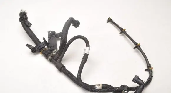 BMW 4 F36 Gran coupe Fuel injector supply line/pipe 8514092