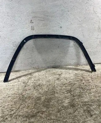 Mercedes-Benz C W205 Front arch trim 1MP39TRMAD