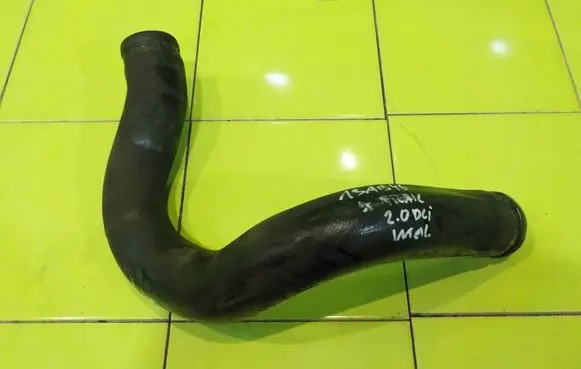 Nissan X-Trail T31 Intercooler hose/pipe 