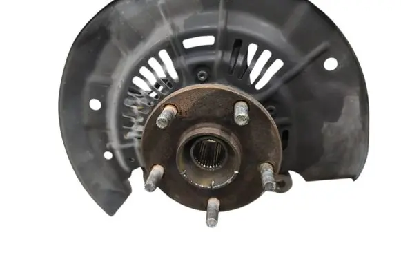 Toyota Sienna XL30 III Front wheel hub 