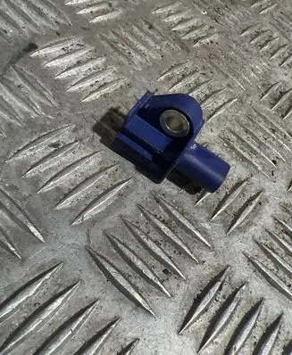Mercedes-Benz C W204 Airbag deployment crash/impact sensor A2128204926