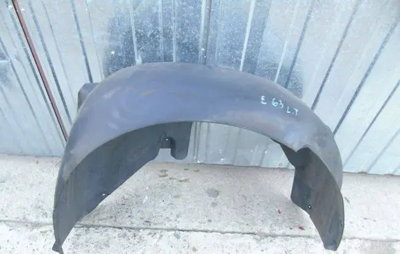 BMW 6 E63 E64 Rear arch 
