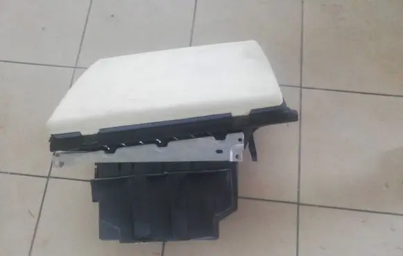 Land Rover Range Rover L322 Glove box XQE500202