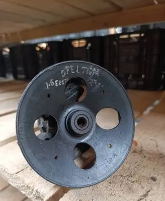 Opel Tigra A Power steering pump