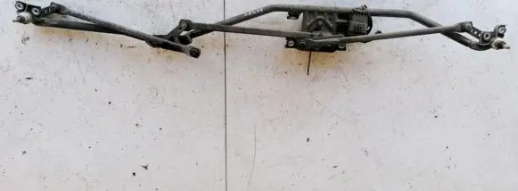 Opel Zafira A Front wiper linkage and motor