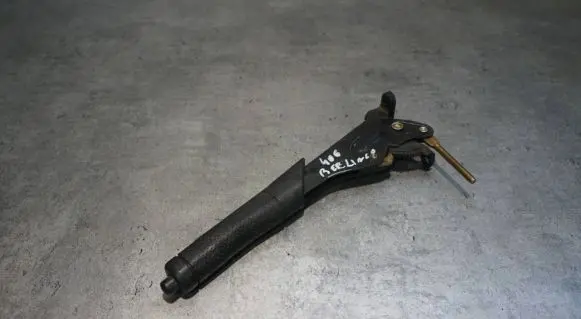 Citroen Berlingo Hand brake release handle 
