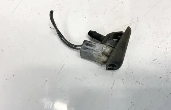 Ford Mondeo Mk III Windshield washer spray nozzle 2S7117666 2S71-17666