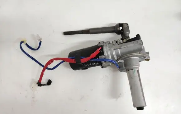 Toyota Avensis T250 Power steering pump 95507301