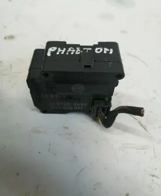 Volkswagen Phaeton Intake manifold valve actuator/motor 3D0959311
