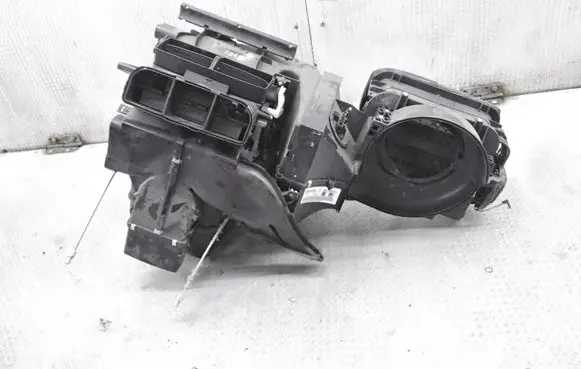Volkswagen Fox Interior heater climate box assembly D5Z0819003K