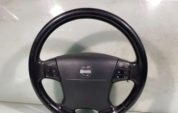 Volvo XC70 Steering wheel