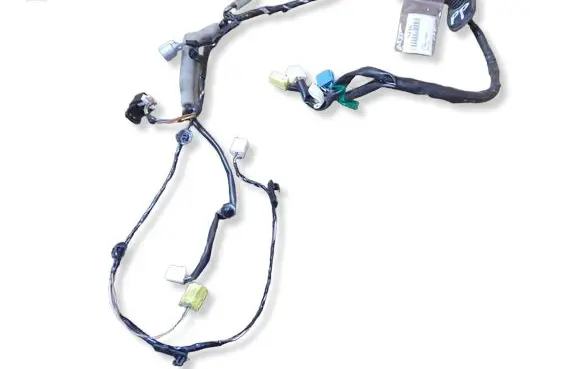 Isuzu D-Max Front door wiring loom/harness boot 8974917840 3W601K31K72