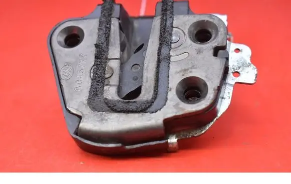 Hyundai H-1, Starex, Satellite Rear door lock 